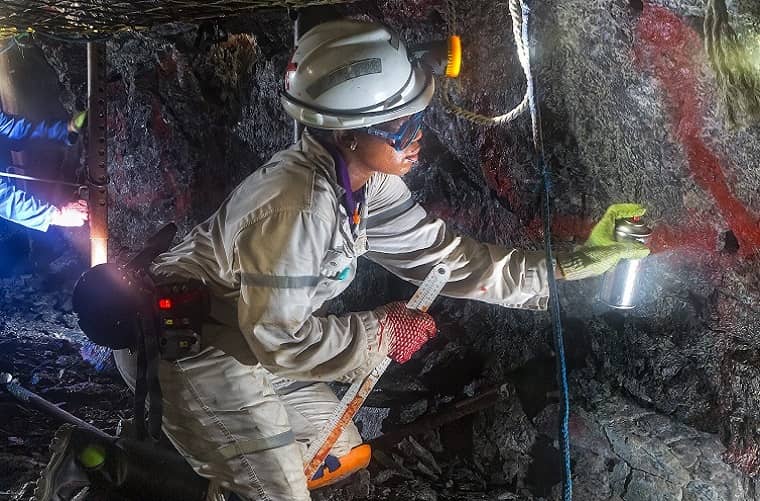 South Africa is Finding Ways to Make Mines Female Friendly