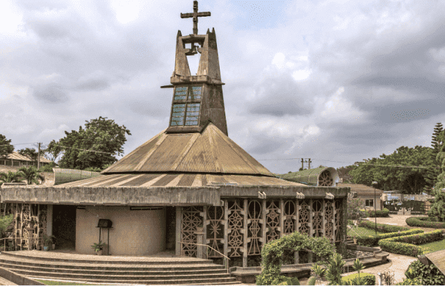 The Pioneering Architecture of Nigerian Artist-Designer Demas Nwoko