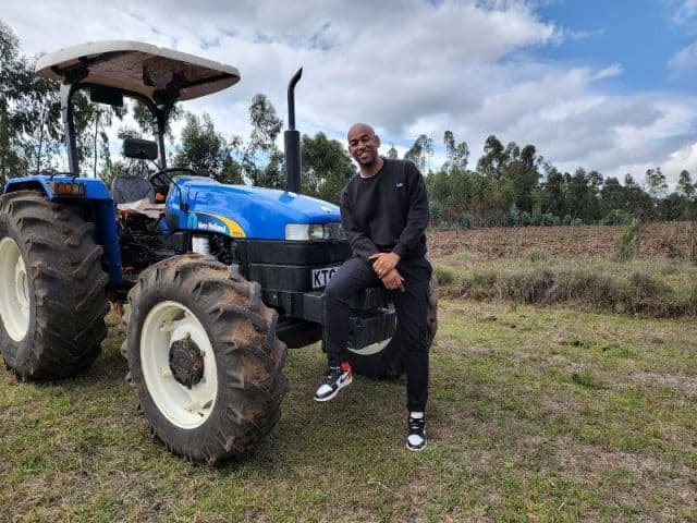 The Story behind Africa’s Uber for Tractors