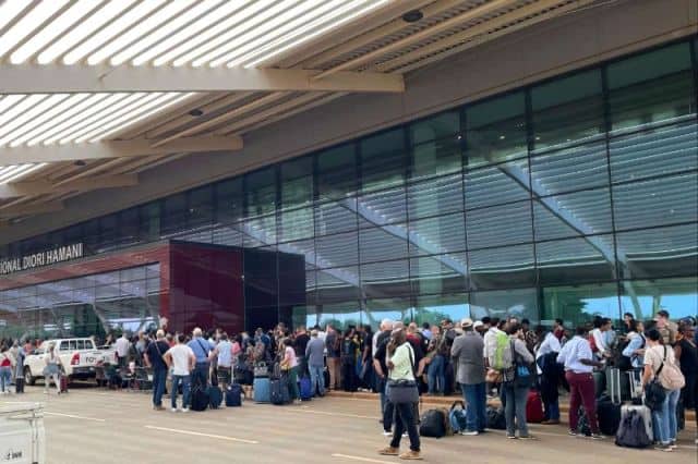 European Nationals Leave Niger