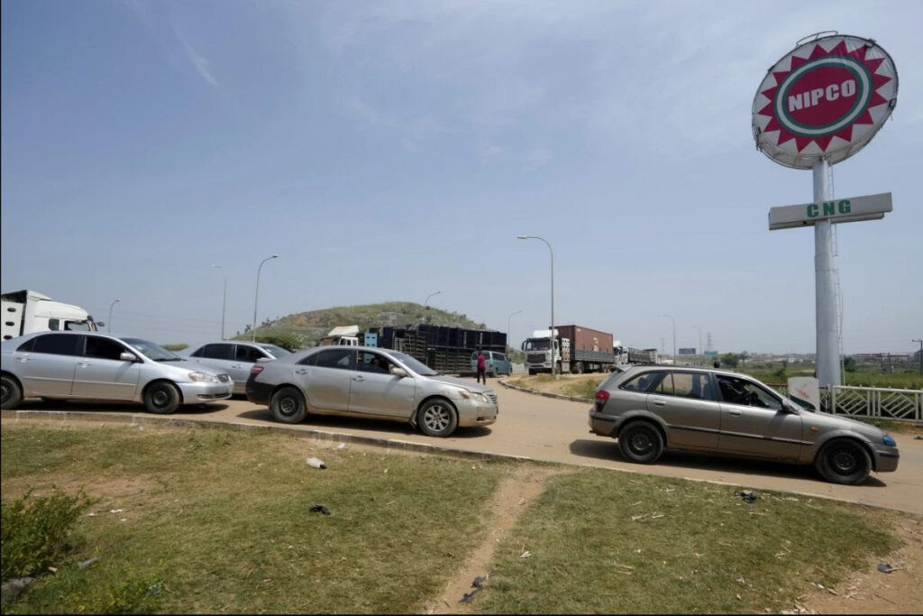 Nigeria Bets on Natural Gas to Curb Soaring Transport Costs Nigeria Bets on Natural Gas to Curb Soaring Transport Costs