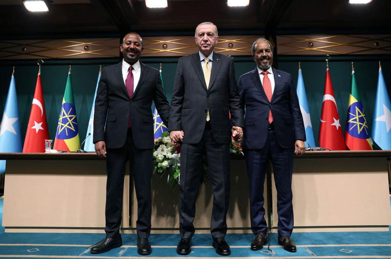 Addis and Mogadishu Kiss and Make Up | Global News Avenue