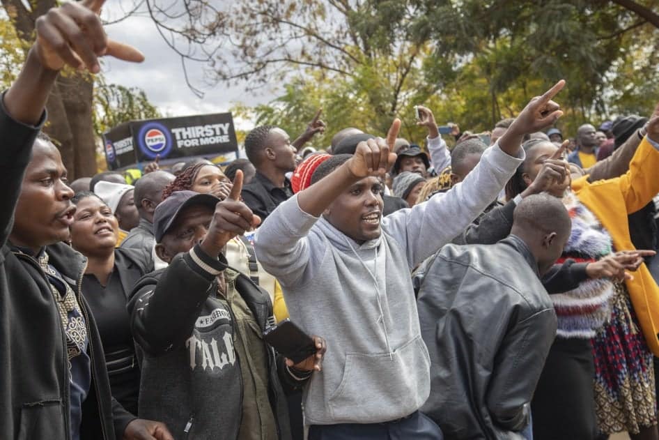 Zimbabwe Court Strikes Down Provisions of Repressive Law Zimbabwe Court Strikes Down Provisions of Repressive Law