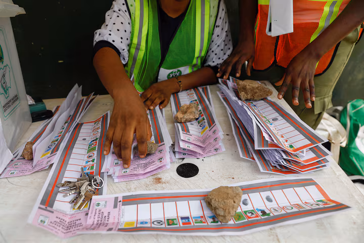 Nigerian Senate reverses course on election result transmission