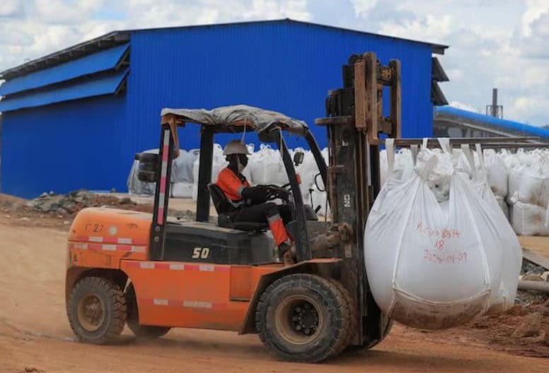 Zimbabwe ships Africa’s first battery-grade lithium salts Zimbabwe ships Africa’s first battery-grade lithium salts