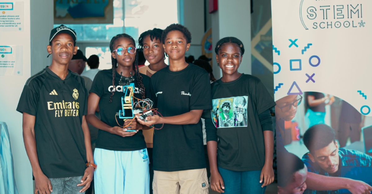 ThinkYoungSTEMSchool Angola 3