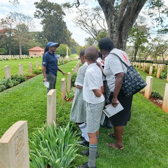Reclaiming Forgotten Histories: The Commonwealth War Graves Commission’s Educational Activities in Kenya 2 230 students to nairobi war cemetery
