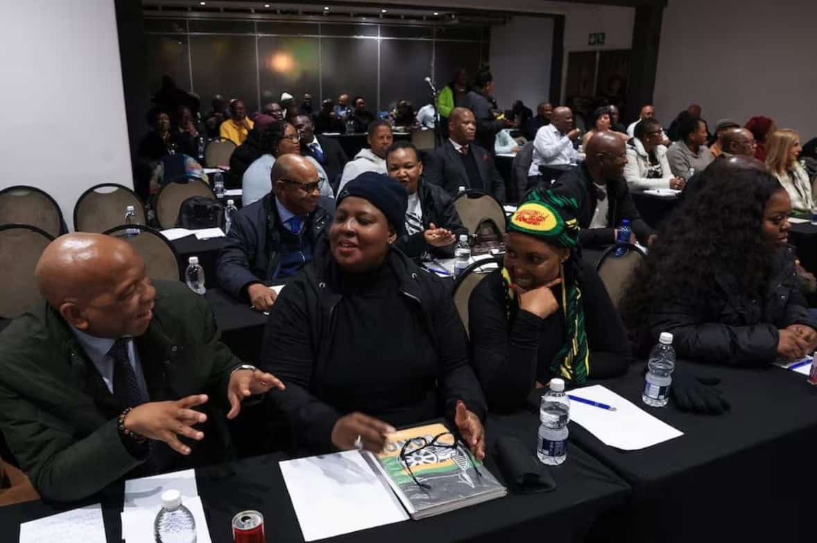 ANC Leadership Backs Ramaphosa
