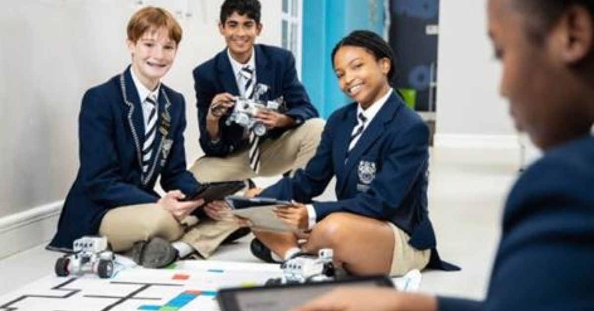 Why Co-Ed Schooling Better Prepares Students For The Real World