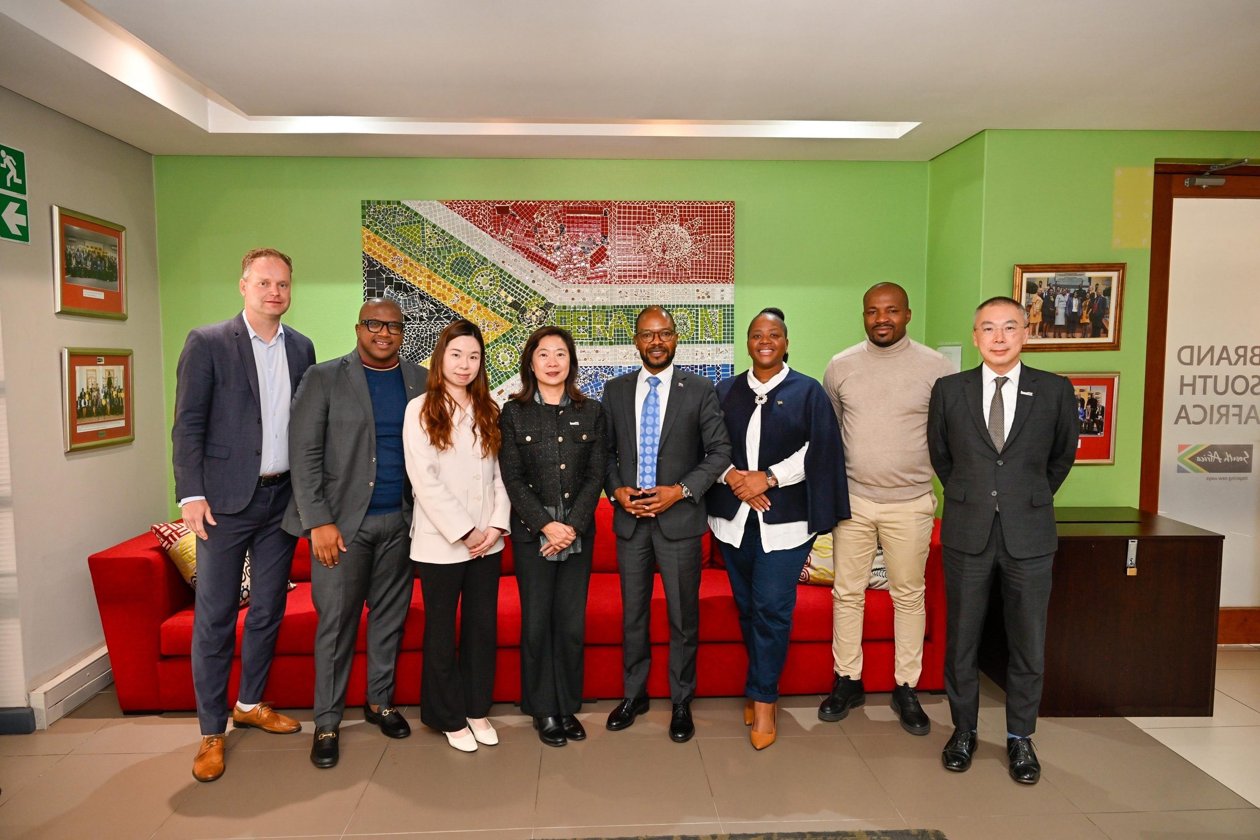 From Africa to Asia: InvestHK wraps up strategic visit to South Africa and Rwanda riding on Global South momentum (with photos) 3 P2026051800354 photo 1328495 scaled 1