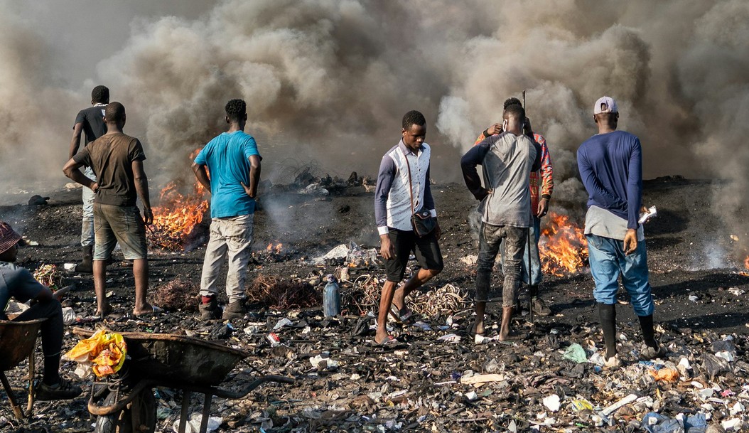 Ghana’s E-waste Workers Risk Health to Power Supply Chains Ghana’s E-waste Workers Risk Health to Power Supply Chains